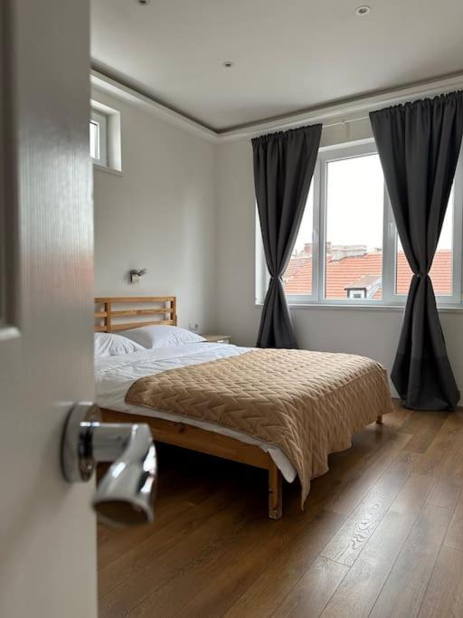 Knyaz Boris I Apartment Софія Екстер'єр фото